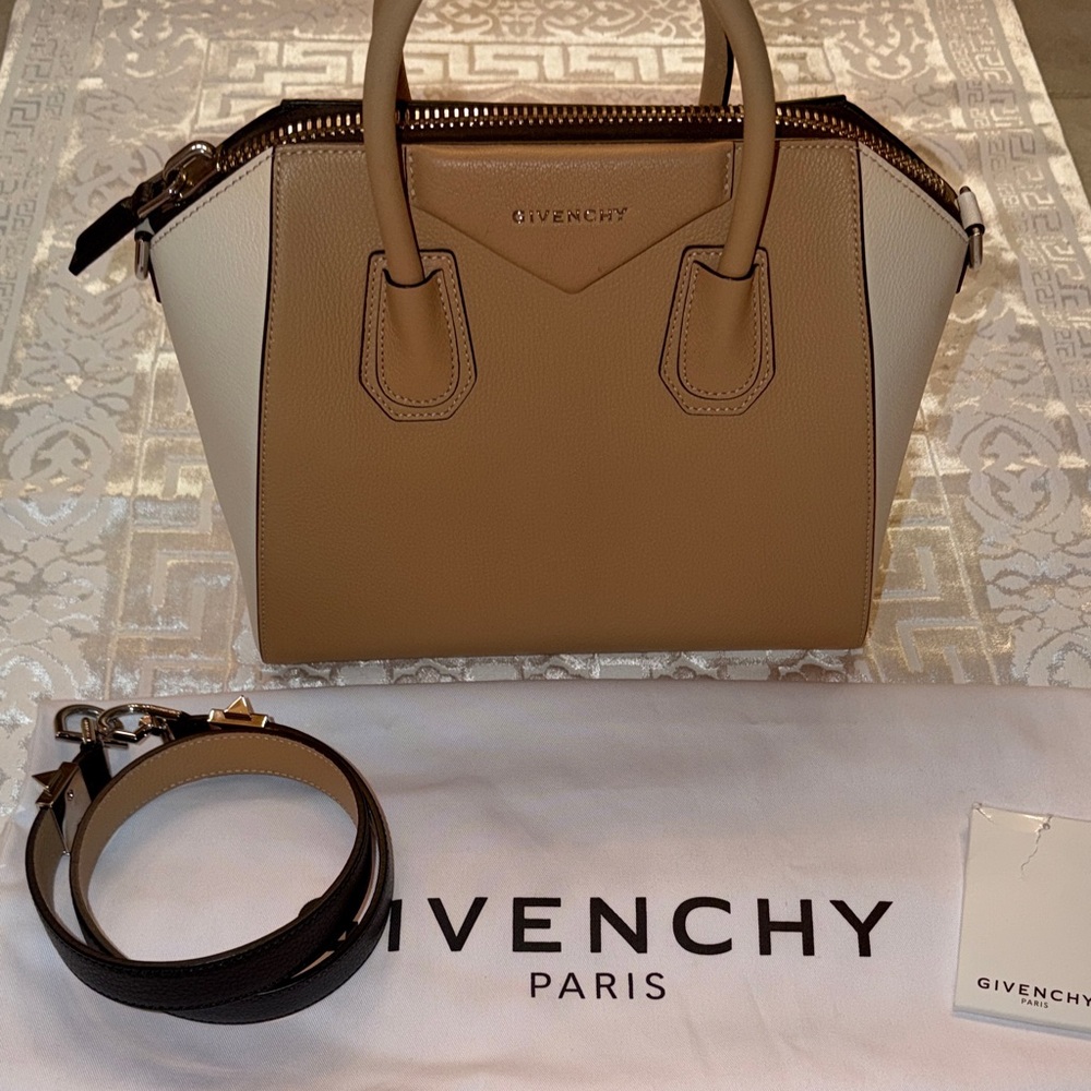 Authentic Givenchy Antigona Small Bag